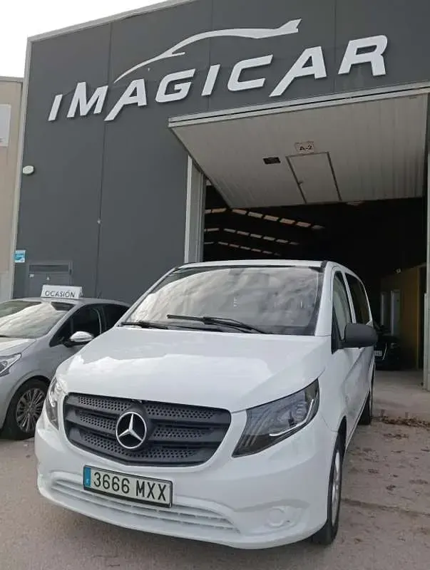 Usado Mercedes Vito 114 CV (83 kW) 2016 Blanco Van