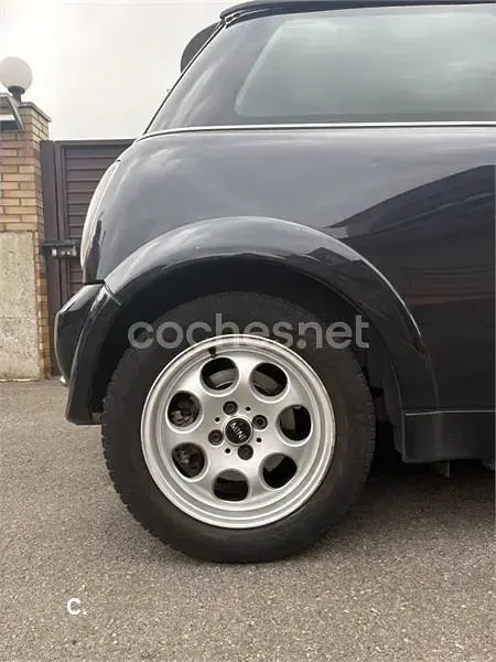 Usado Mini ONE 90 CV (66 kW) 2006 Negro Utilitario