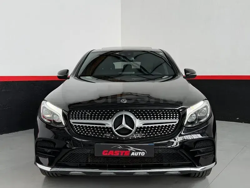 Usado Mercedes GLC250 204 CV (150 kW) 2019 Negro SUV