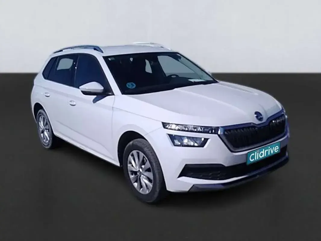 Usado Skoda Kamiq 116 CV (85 kW) 2022 Blanco SUV