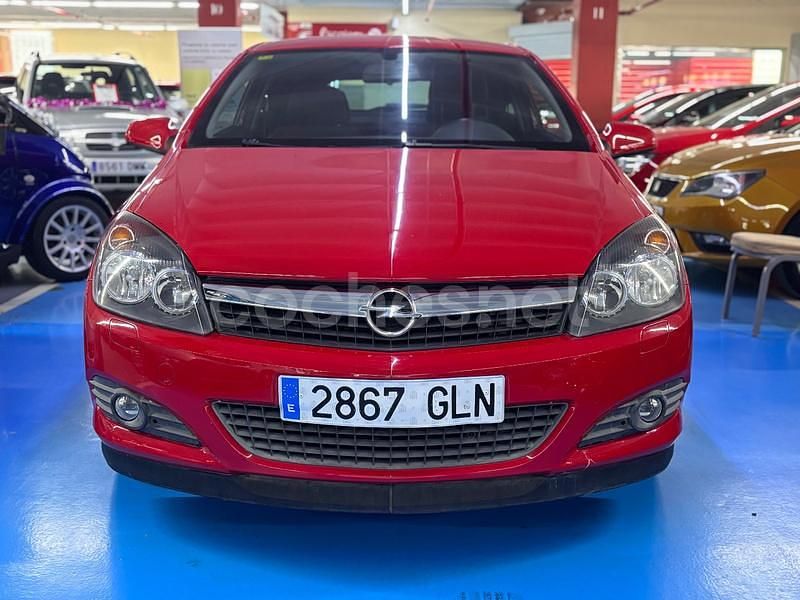 Usado Opel Astra GTC Energy 115 CV (84 kW) 2009 Rojo Berlina