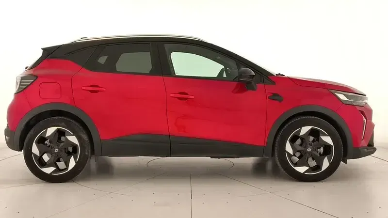Usado Renault Captur Techno 100 CV (73 kW) 2025 Rojo SUV