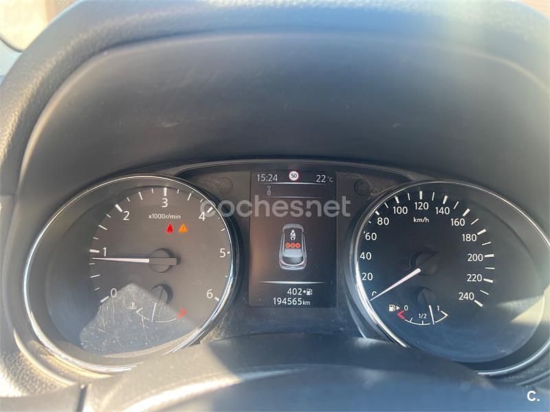 Usado Nissan Qashqai N-Connecta 130 CV (95 kW) 2014 Gris / plata SUV
