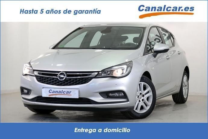 Plateado Usado 2016 Opel Astra Selective Utilitario | 7314 € (Super precio) - Imagen 1/4