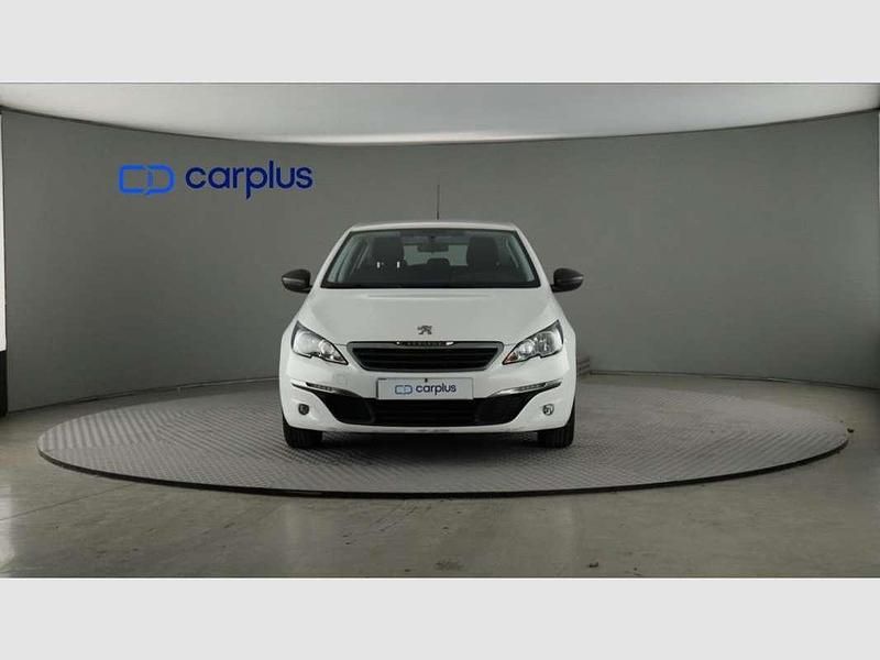 Usado Peugeot 308 Style 110 CV (80 kW) 2016 Blanco Utilitario
