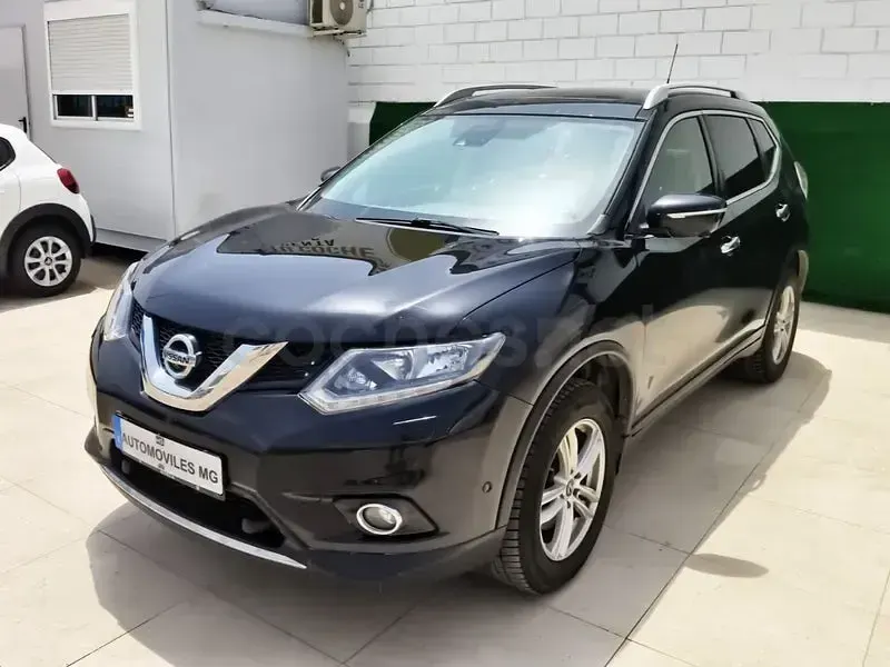 Usado Nissan X-Trail N-Connecta 130 CV (95 kW) 2017 Negro SUV
