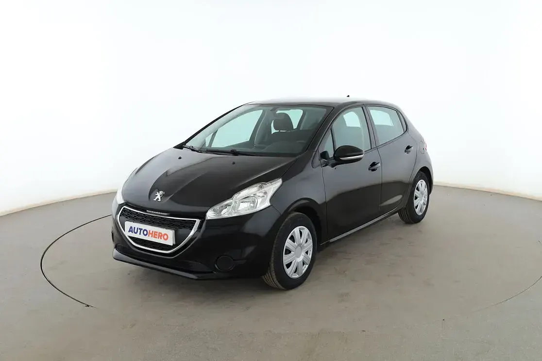 Usado Peugeot 208 Active 82 CV (60 kW) 2014 Utilitario