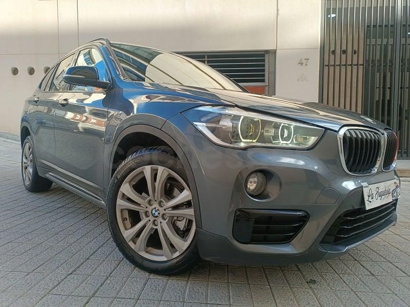 Usado BMW X1 Sport Line 150 CV (110 kW) 2017 Azul SUV