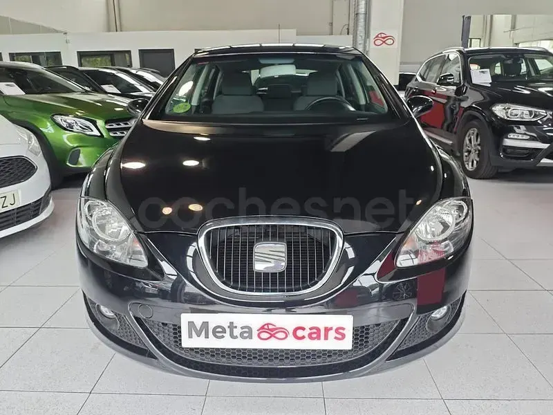 Usado Seat Leon Stylance 102 CV (75 kW) 2006 Negro Utilitario