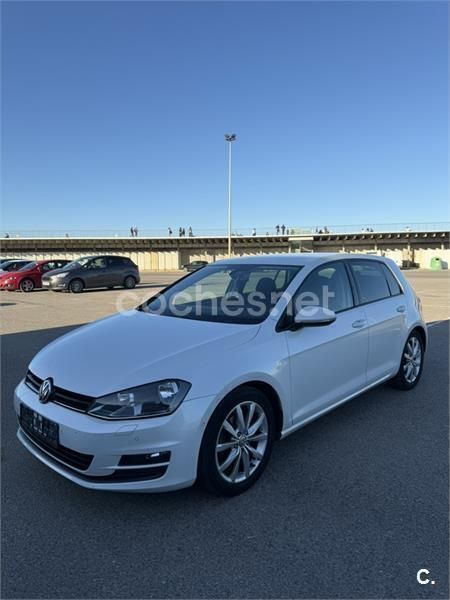Blanco Usado 2013 VW Golf VII Edition Berlina | 10.400 € (Un poco caro) - Imagen 1/4