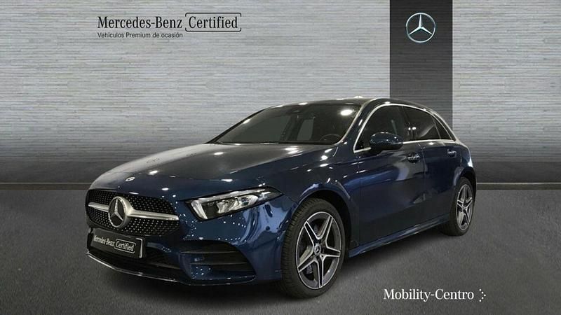 Denim blue metallic paint Usado 2022 Mercedes A250 AMG line Utilitario | 31.900 € - Imagen 1/4