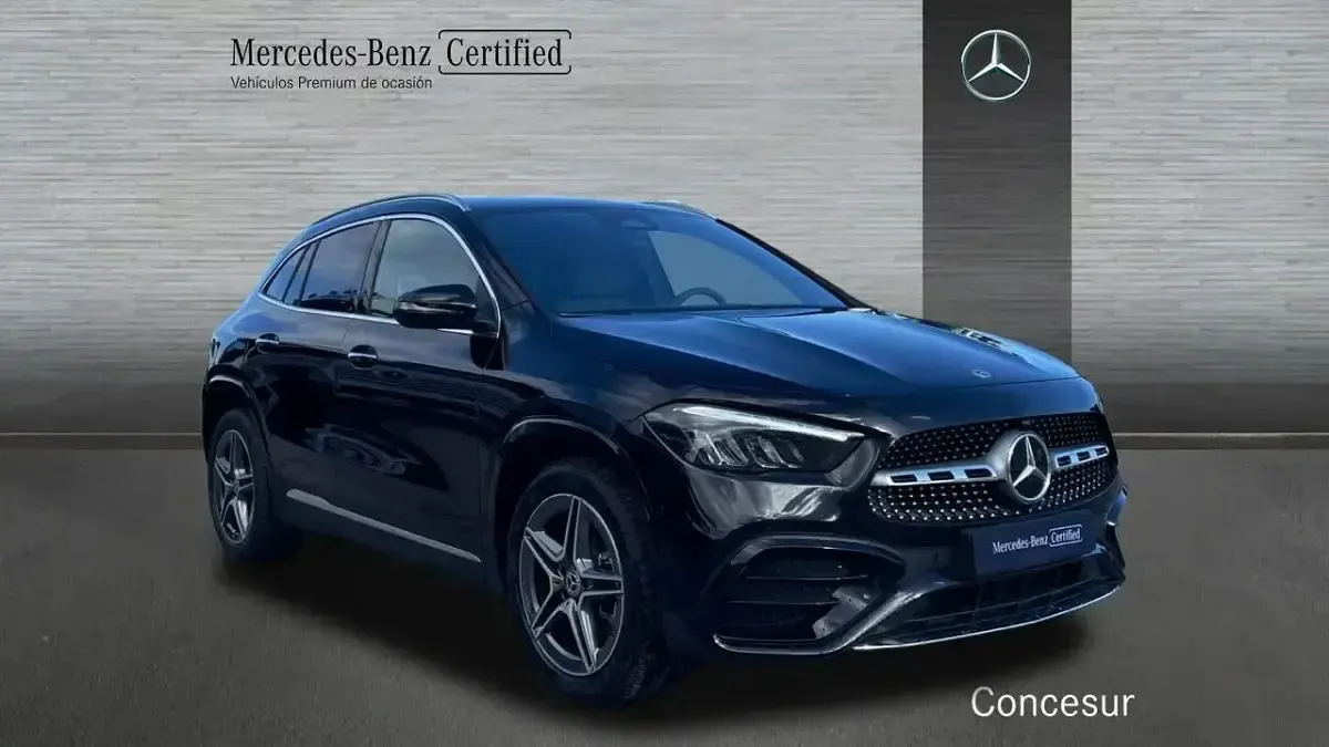 Usado Mercedes GLA200 150 CV (110 kW) 2025 Negro SUV