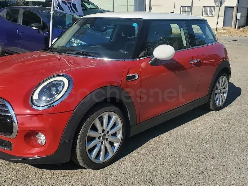 Usado Mini Cooper D 116 CV (85 kW) 2014 Rojo Utilitario
