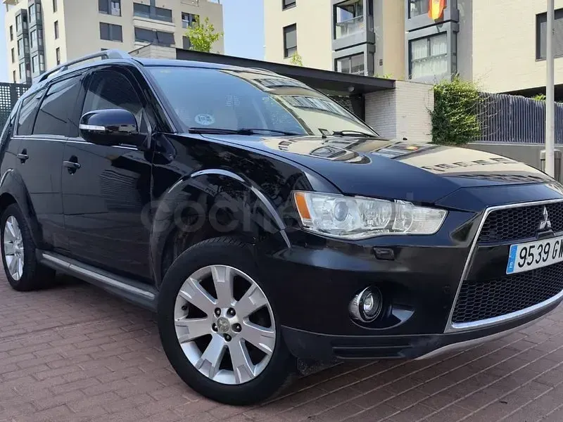 Usado Mitsubishi Outlander Motion 177 CV (130 kW) 2010 Negro SUV