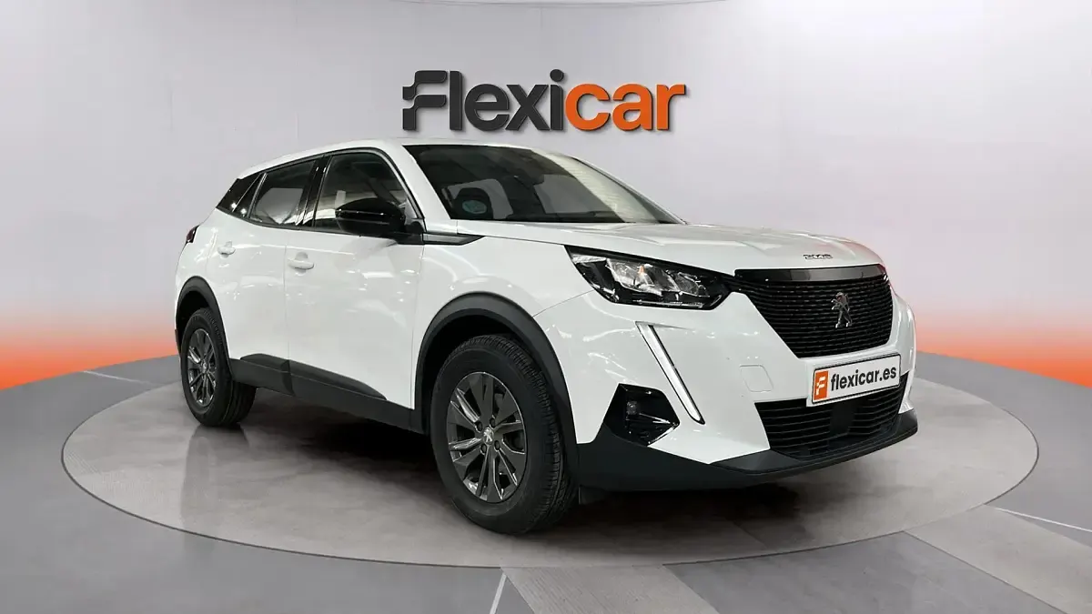 Usado Peugeot 2008 Active 110 CV (80 kW) 2022 SUV