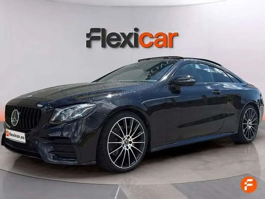 Usado Mercedes E220 194 CV (142 kW) 2020 Negro Coupe