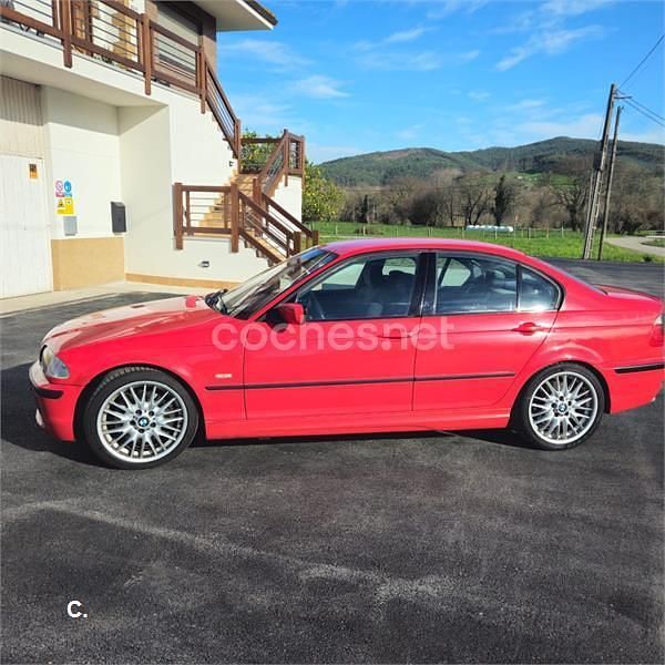Usado BMW 330 184 CV (135 kW) 2001 Rojo Berlina