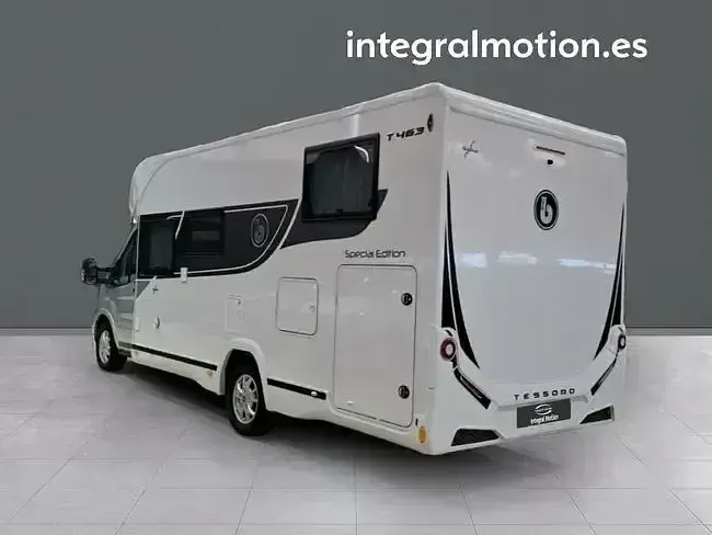 Usado Ford Transit 170 CV (125 kW) 2025 Gris Van