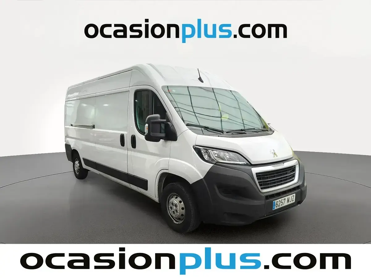 Usado Peugeot Boxer S 140 CV (102 kW) 2023 Blanco Van