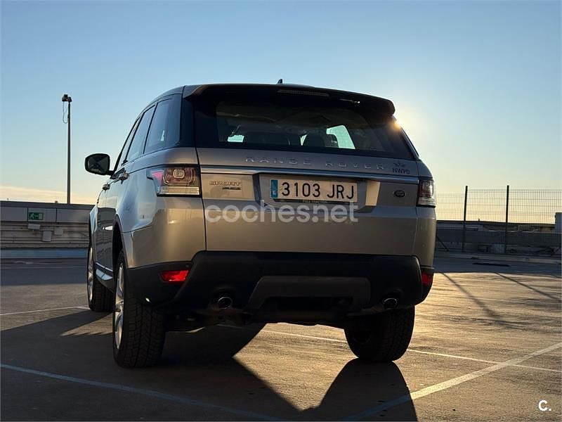 Usado Land Rover Range Rover HSE 306 CV (225 kW) 2016 Gris / plata SUV