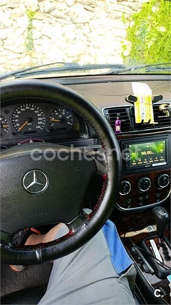 Usado Mercedes ML270 163 CV (119 kW) 2003 Verde SUV