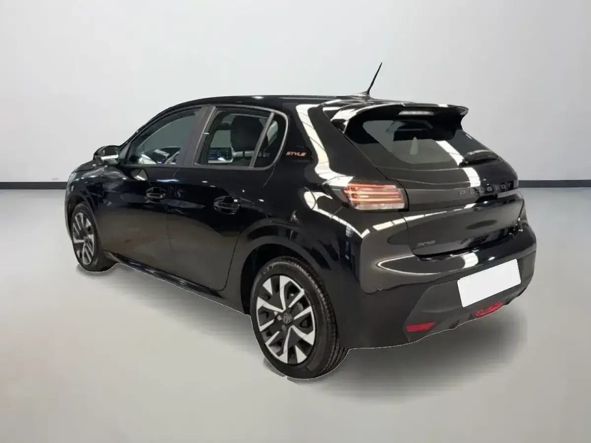 Nuevo Peugeot 208 Style 110 CV (80 kW) 2025 Amarillo Utilitario
