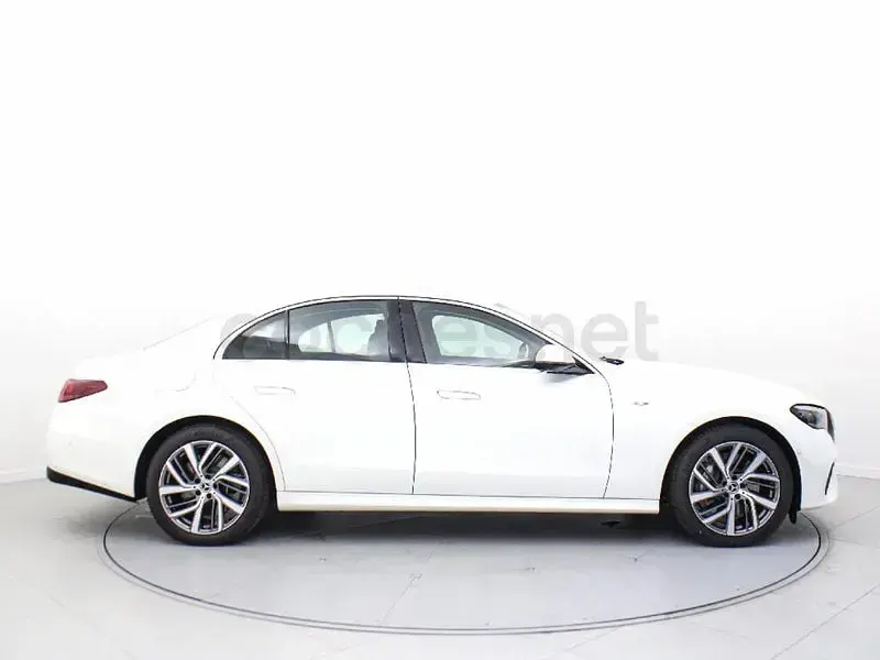 Nuevo Mercedes E300 313 CV (230 kW) 2026 Blanco Berlina