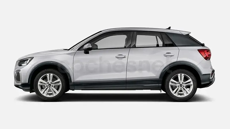Usado Audi Q2 Advanced Plus 116 CV (85 kW) 2025 Gris / plata SUV