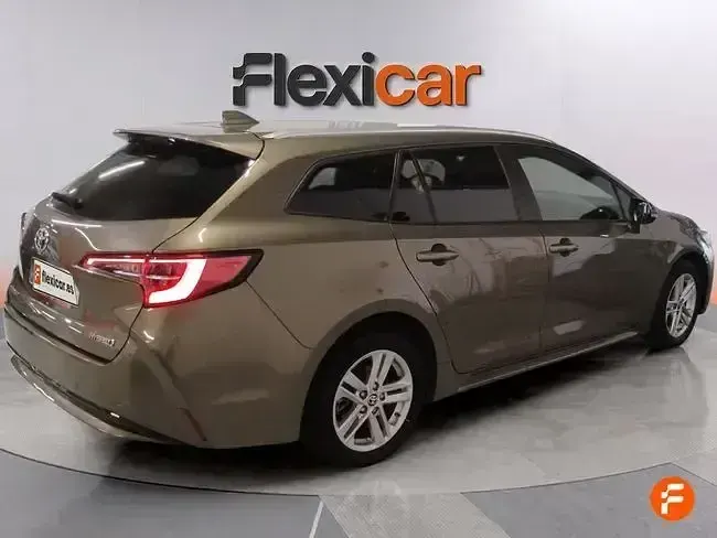 Usado Toyota Corolla Active 140 CV (102 kW) 2023 Marrón