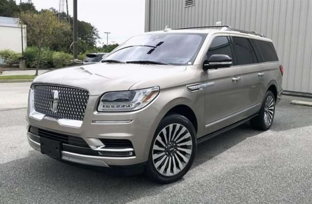 Beige Usado 2019 Lincoln Navigator SUV | 91.800 € - Imagen 1/4