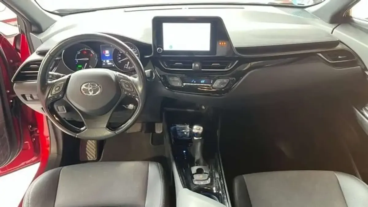 Usado Toyota C-HR 98 CV (72 kW) 2022 Rojo SUV