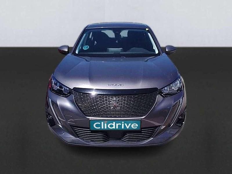 Usado Peugeot 2008 Active 110 CV (80 kW) 2021 Gris SUV