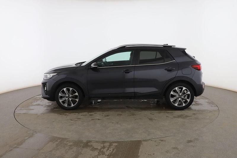 Usado Kia Stonic 120 CV (88 kW) 2018 Gris SUV