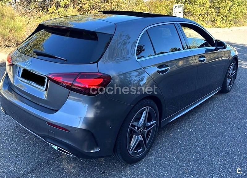 Usado Mercedes A250 224 CV (164 kW) 2024 Gris / plata Berlina