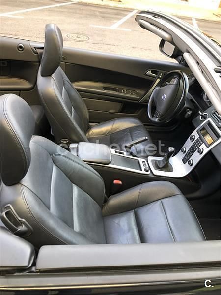 Usado Volvo C70 Momentum 136 CV (100 kW) 2010 Negro Descapotable