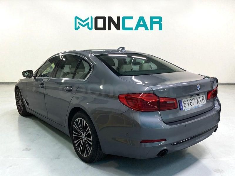Usado BMW 520 Comfort Edition 190 CV (139 kW) 2019 Gris / plata Berlina