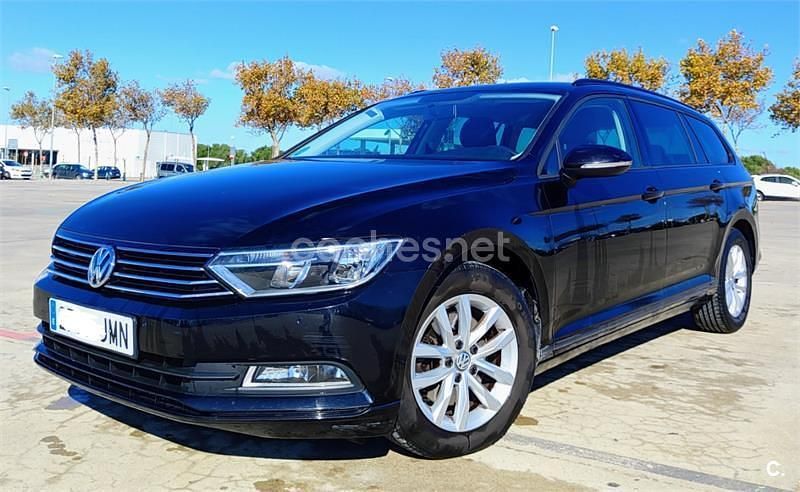 Negro Usado 2016 VW Passat Familiar | 6990 € (Buen precio) - Imagen 1/4