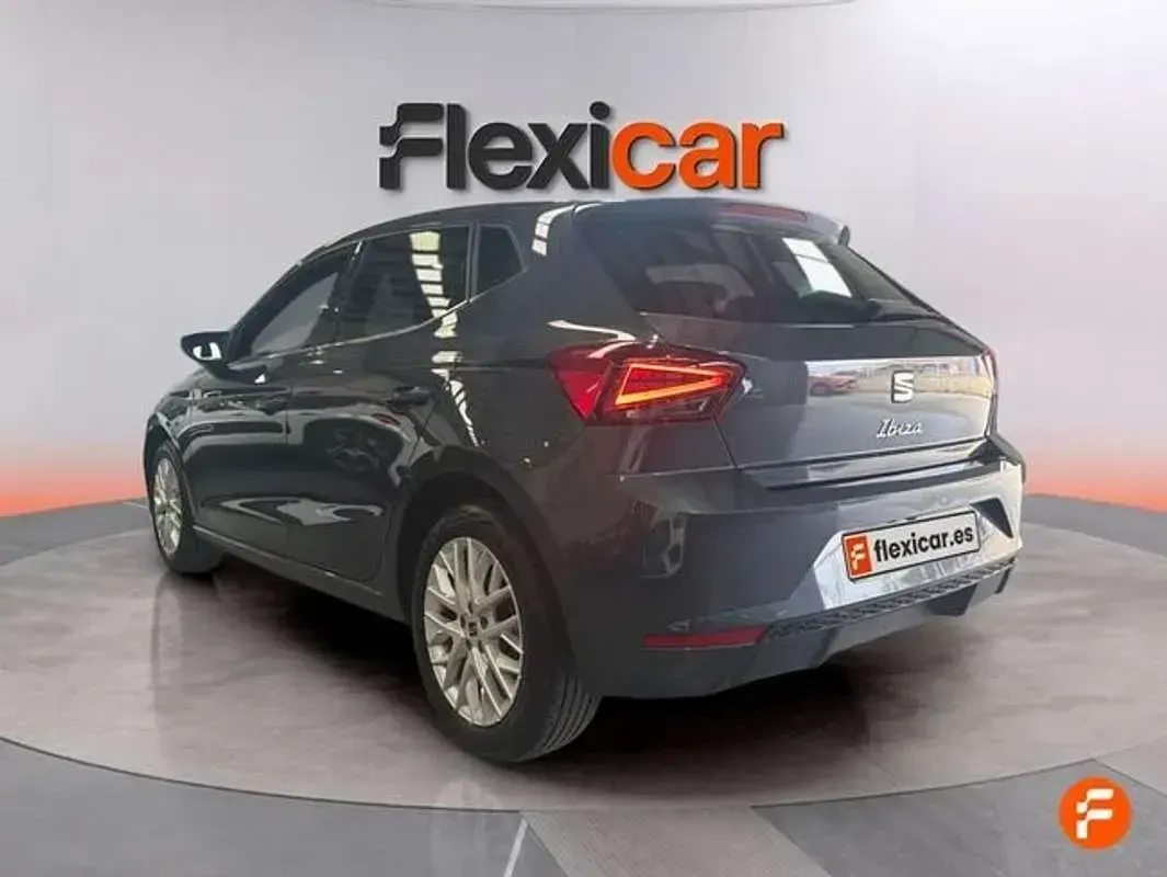 Usado Seat Ibiza XCELLENCE 116 CV (85 kW) 2024 Azul Utilitario