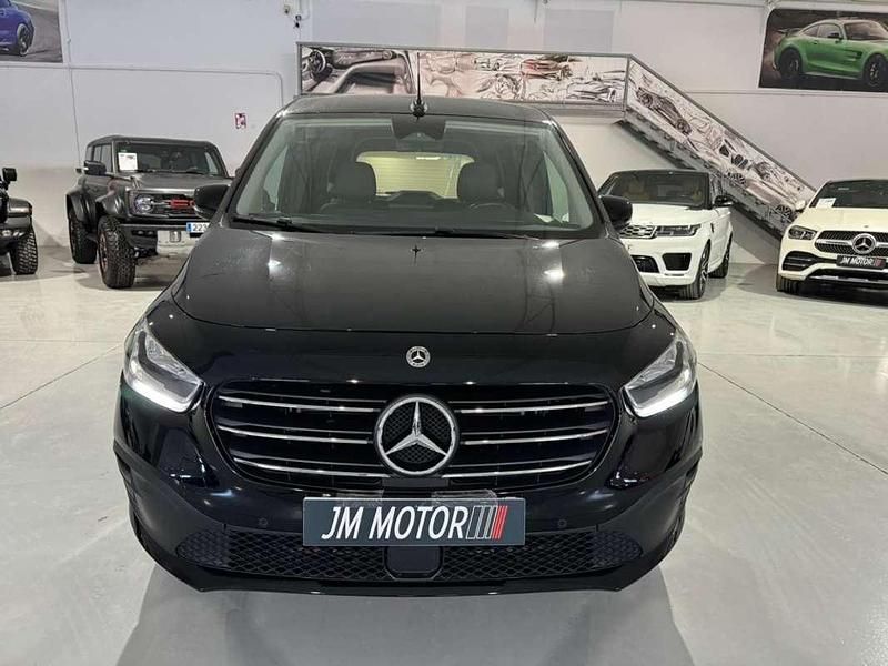 Usado Mercedes 180 116 CV (85 kW) 2024 Negro Berlina