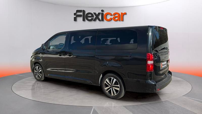 Usado Peugeot Traveller Business-Line 180 CV (132 kW) 2024 Negro Monovolumen