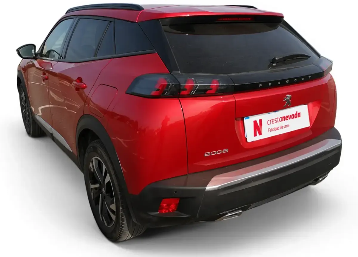 Usado Peugeot 2008 Allure 131 CV (96 kW) 2023 Rojo SUV
