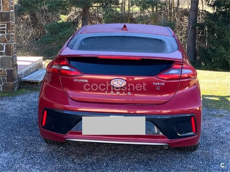 Usado Hyundai Ioniq 141 CV (103 kW) 2019 Rojo Utilitario