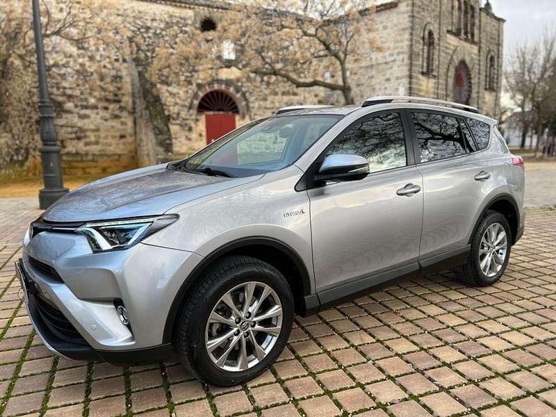Plateado Usado 2017 Toyota RAV4 Hybrid Edition SUV | 20.500 € (Precio justo) - Imagen 1/4