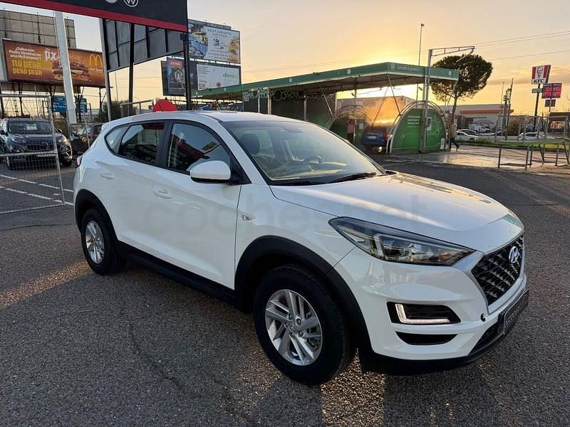 Usado Hyundai Tucson GO! 136 CV (100 kW) 2020 Blanco SUV