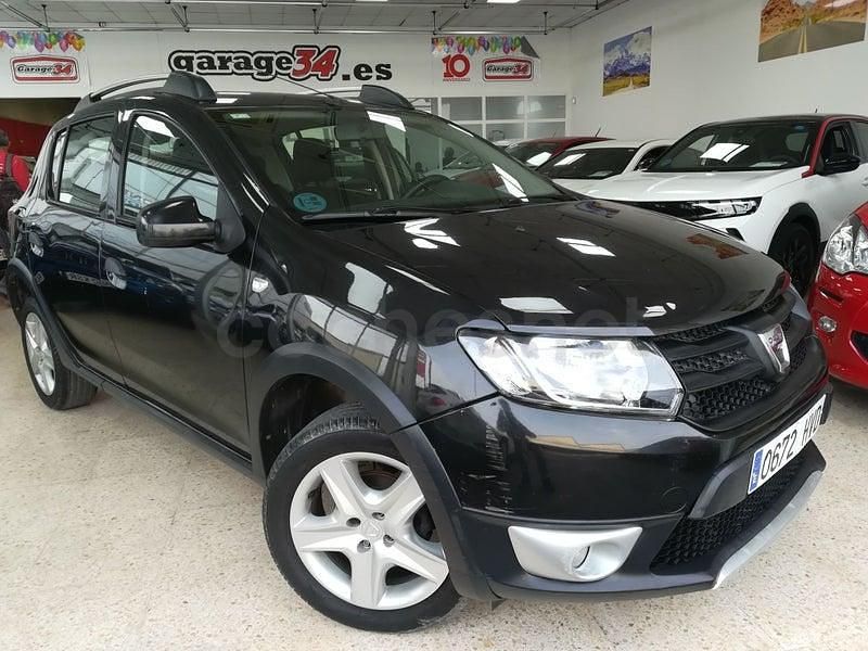 Usado Dacia Sandero Stepway 90 CV (66 kW) 2013 Negro Berlina