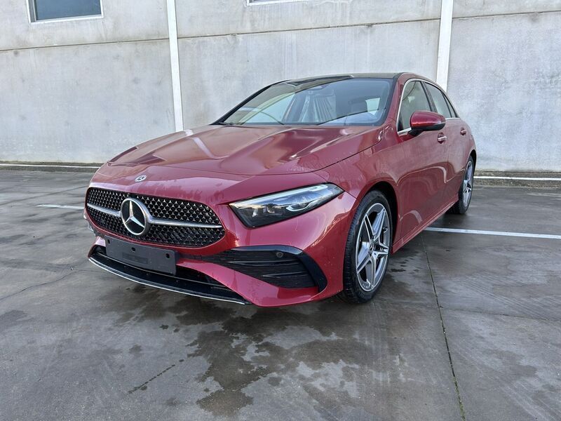 Rojo Nuevo 2024 Mercedes A200 Advanced | 53.282 € - Imagen 1/4