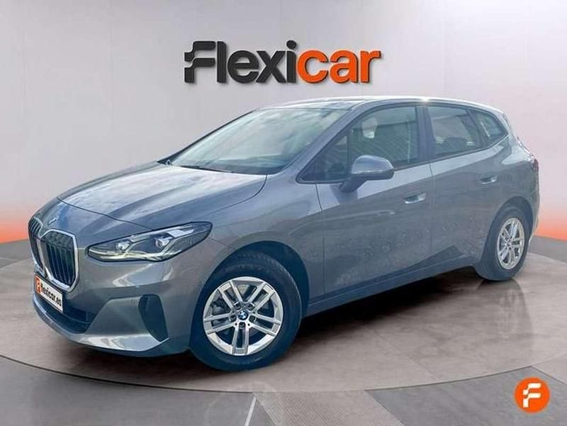 Usado BMW 218 136 CV (100 kW) 2023 Gris Monovolumen