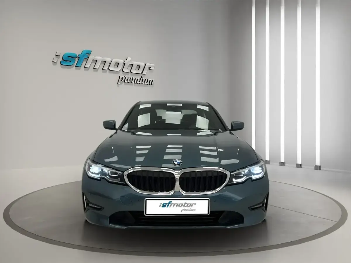 Usado BMW 320 Comfort Edition 190 CV (139 kW) 2021 Azul Berlina