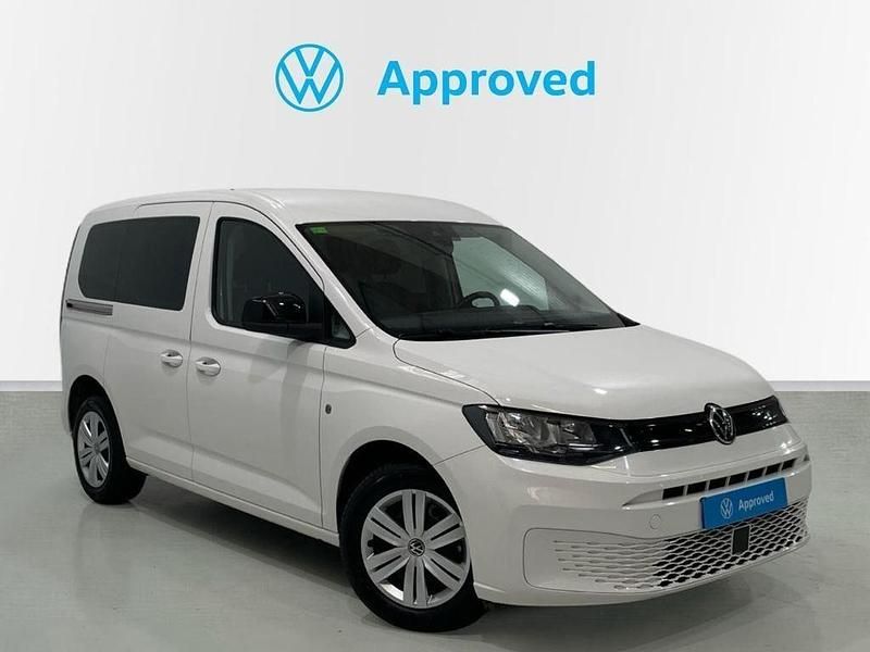 Usado VW Caddy 122 CV (89 kW) 2022 Blanco Monovolumen