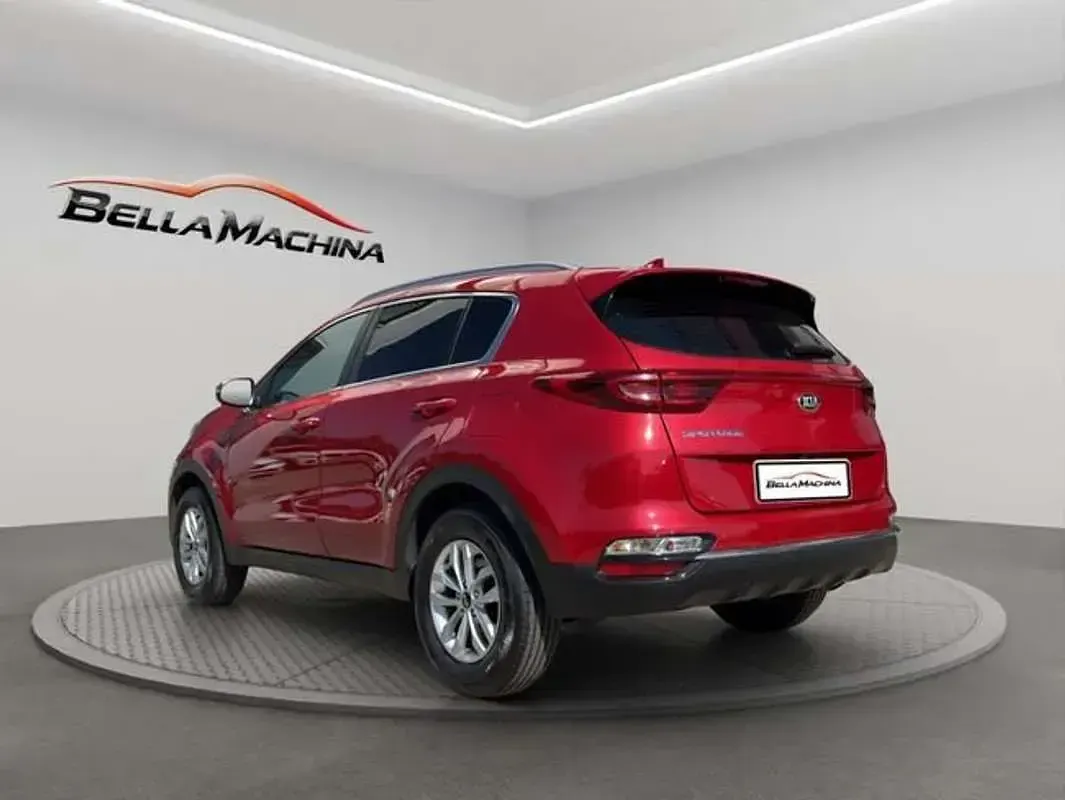 Usado Kia Sportage 131 CV (96 kW) 2019 Rojo SUV